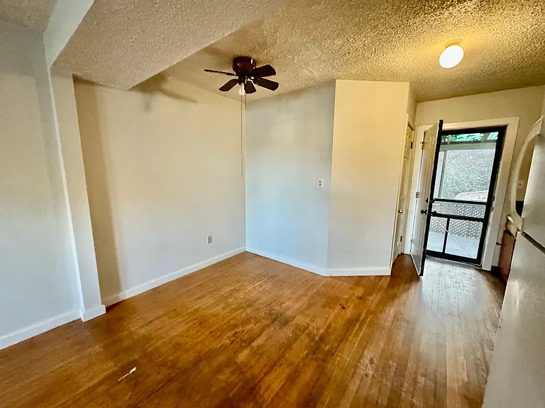 230 Worth Guard Rd — Photo 5