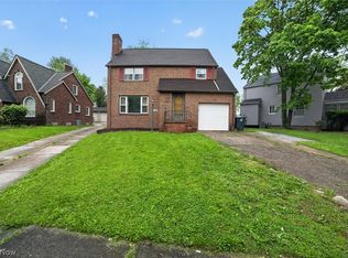 1139 Castleton Rd, Cleveland Heights, OH 44121