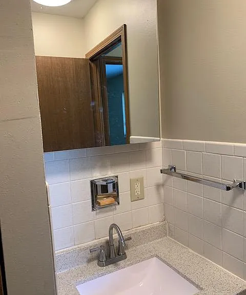 3719 Saint Kevin Park Dr — Photo 9
