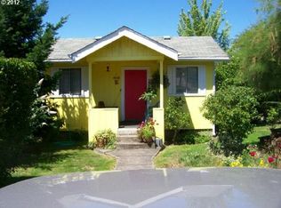 1602 SE Jackson St, Roseburg, OR 97470