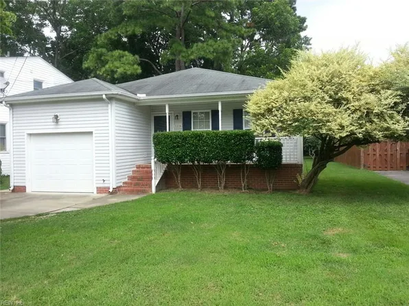 1116 Hawthorne Dr, Chesapeake, VA 23325