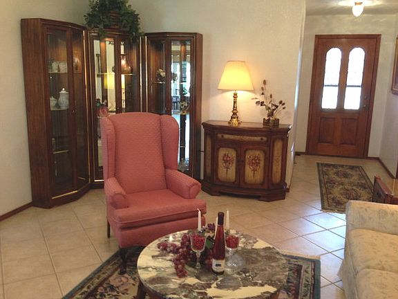 4th image of 246 Rebecca Dr #440