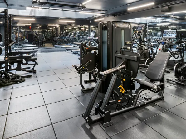 232 East 54th Street image 41 of 48