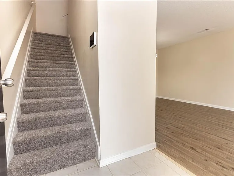 1471 Riverrock Trl — Photo 4