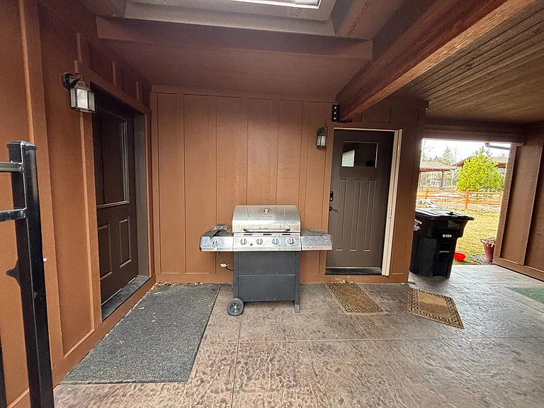 248 Morgan Dr — Photo 3