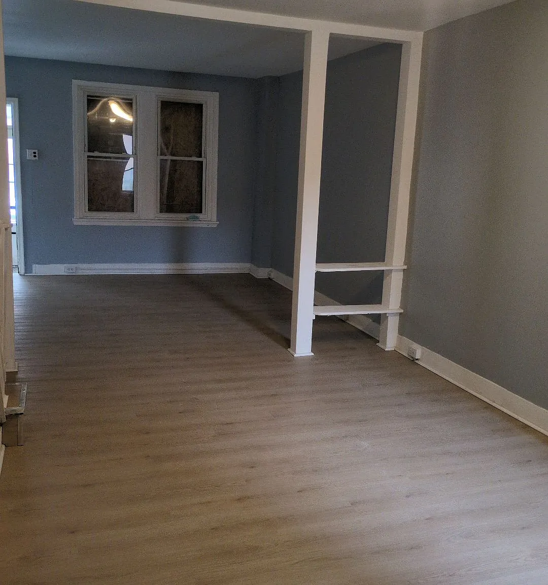 B St - 1219 - 1 — Photo 2
