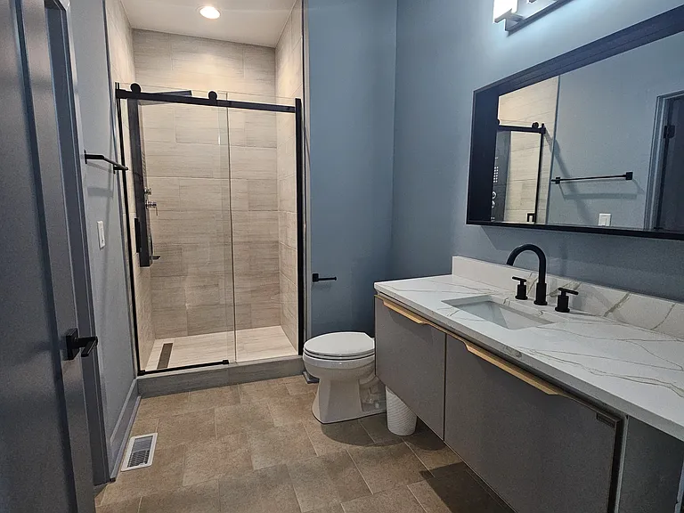 3rd Floor bathroom