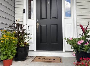 11 Hickory Ct, Cedar Grove, NJ 07009