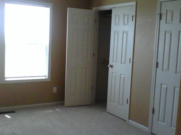 4th image of 2623 Kathie Dr