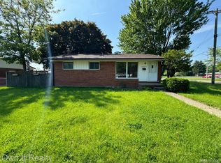 22471 Fairfax St, Taylor, MI 48180
