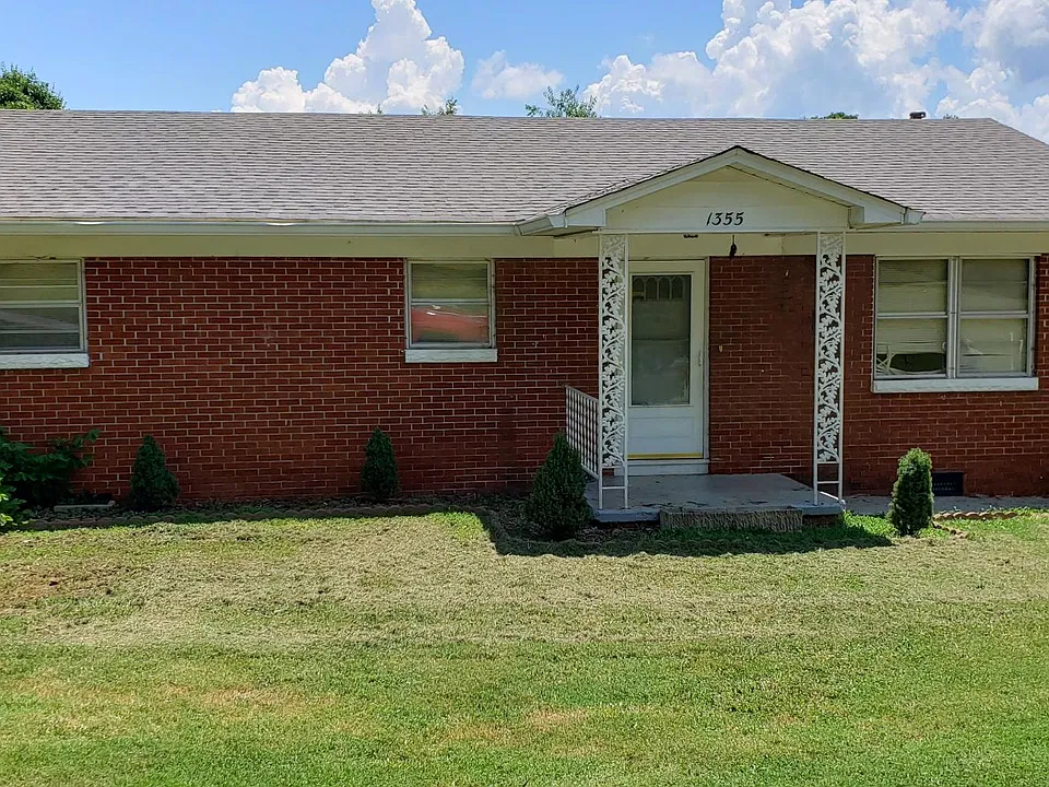 1355 New Lake Rd