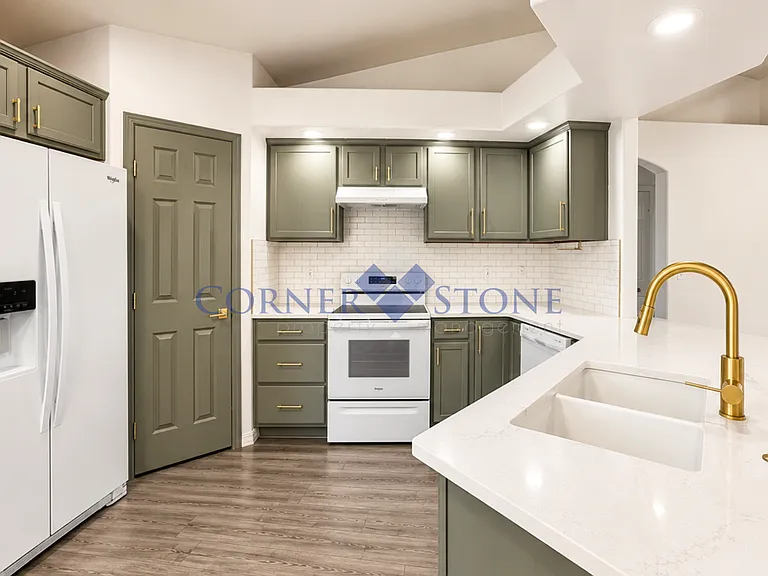 3815 E Greensprings Ct — Photo 7