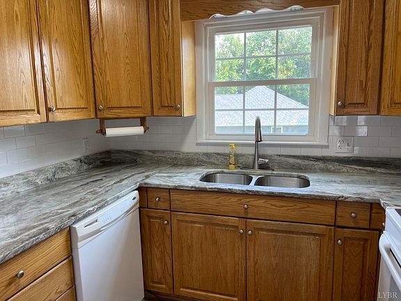 5th image of 309 Greenwell Ct