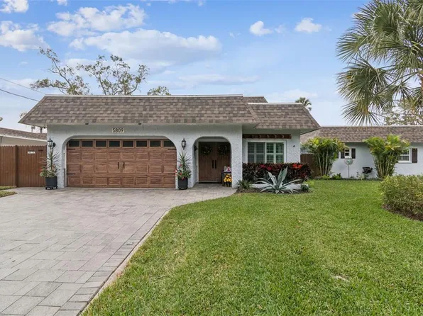 5809 Rio Dr, New Port Richey, FL 34652