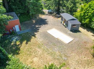 56481 Riverton Rd, Coquille, OR 97423