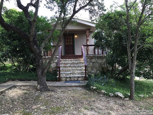 1st image of 1233 Mendelin Dr