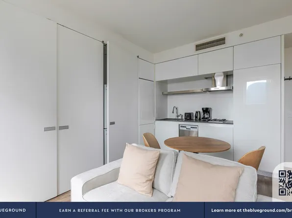 70 West 45th Street image 4 of 26