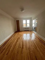 10-11 Nameoke Street