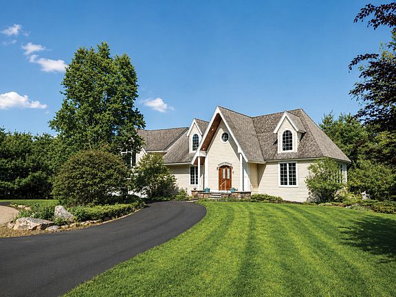 2nd image of 84 Ocean Heights Lane