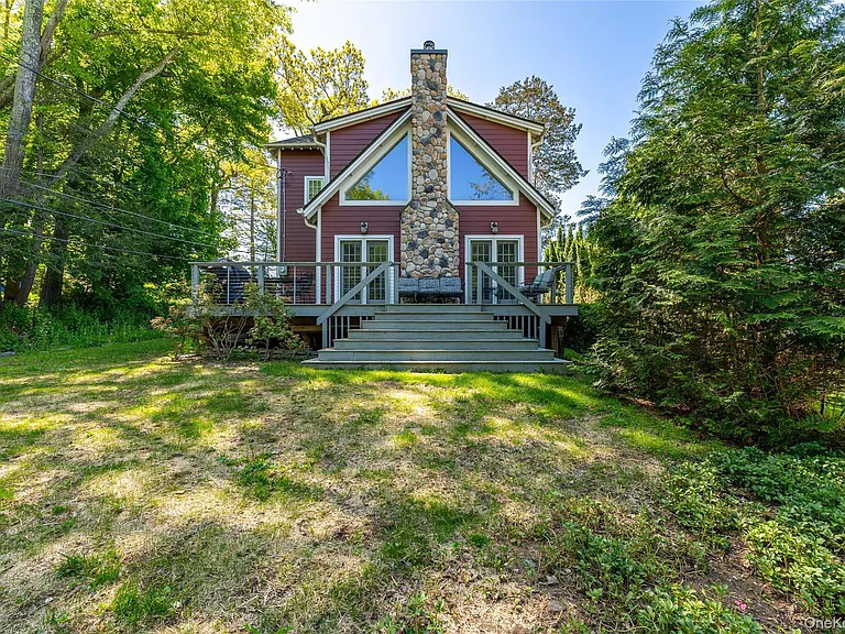 53 Cove Rd — Photo 5