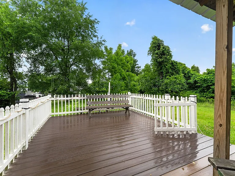 44 Holbert Ave — Photo 11