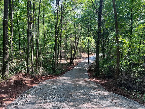 2nd image of 46 Old Mine Rd