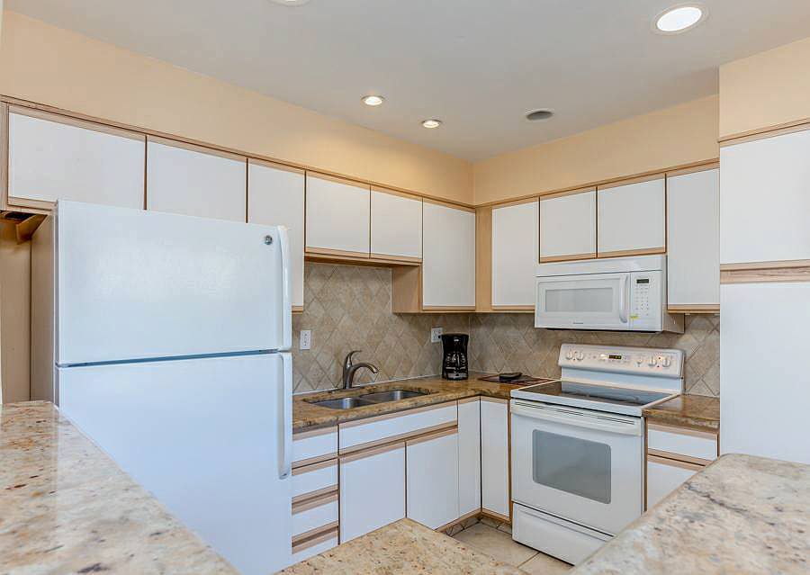 Kitchen - Front Unit