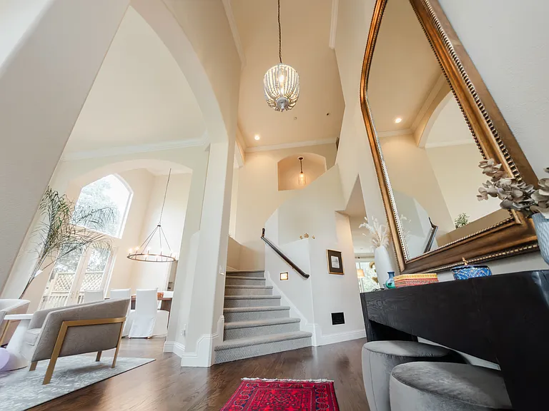 752 Eucalyptus Ave — Photo 5