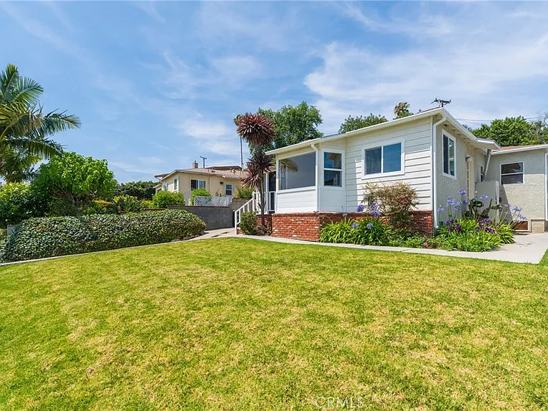 29119 S Highmore Ave — Photo 36