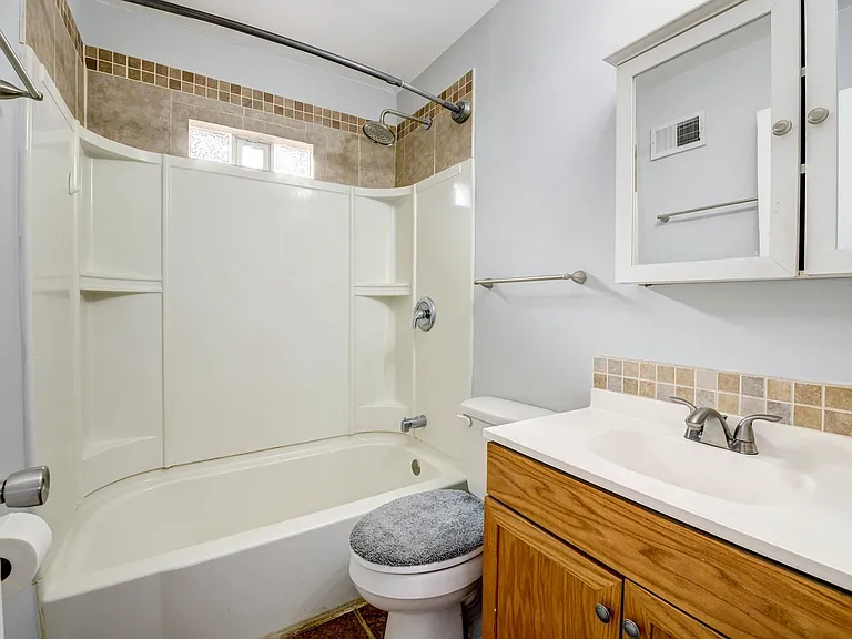 9708 Margo Ann Ln — Photo 14