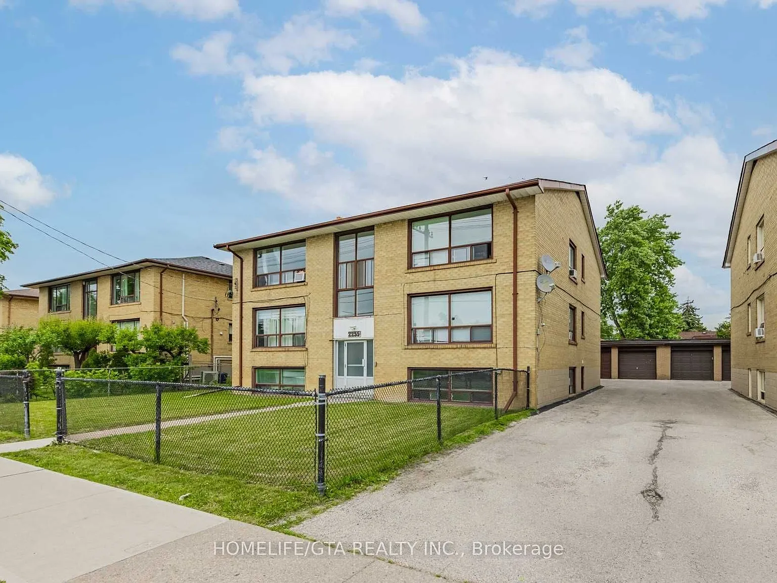 2 bed, $2,200 — Photo 2