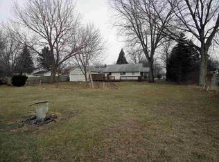 58503 Elm Rd, Mishawaka, IN 46544