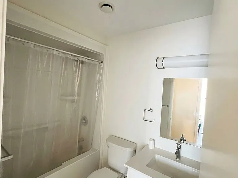 128 King St N #601 — Photo 7