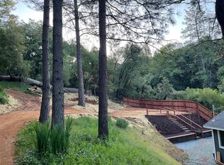 17721 Ridge Rd, Pine Grove, CA 95665