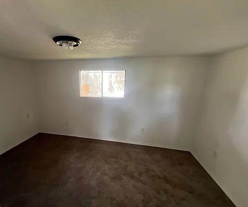 30 Wafford St Photo 1