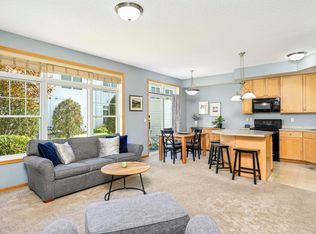 2140 Village Trl, Mound, MN 55364