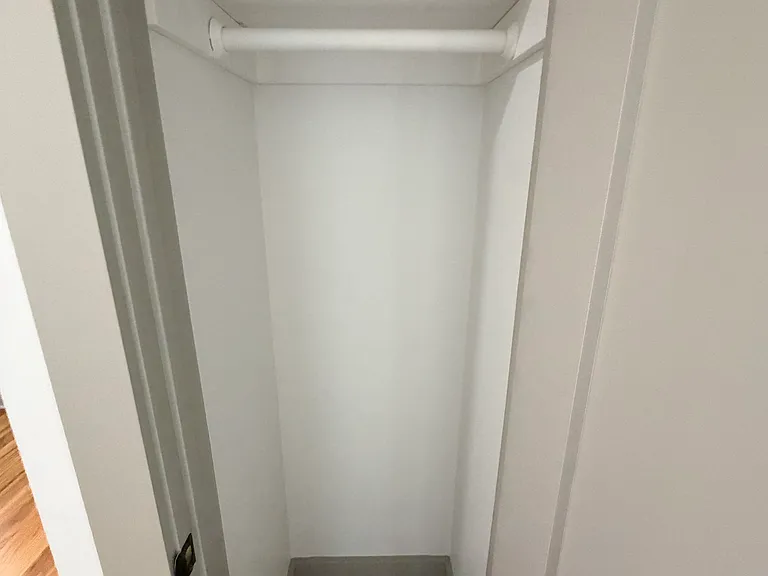181 Baldwin Ave #2R — Photo 7