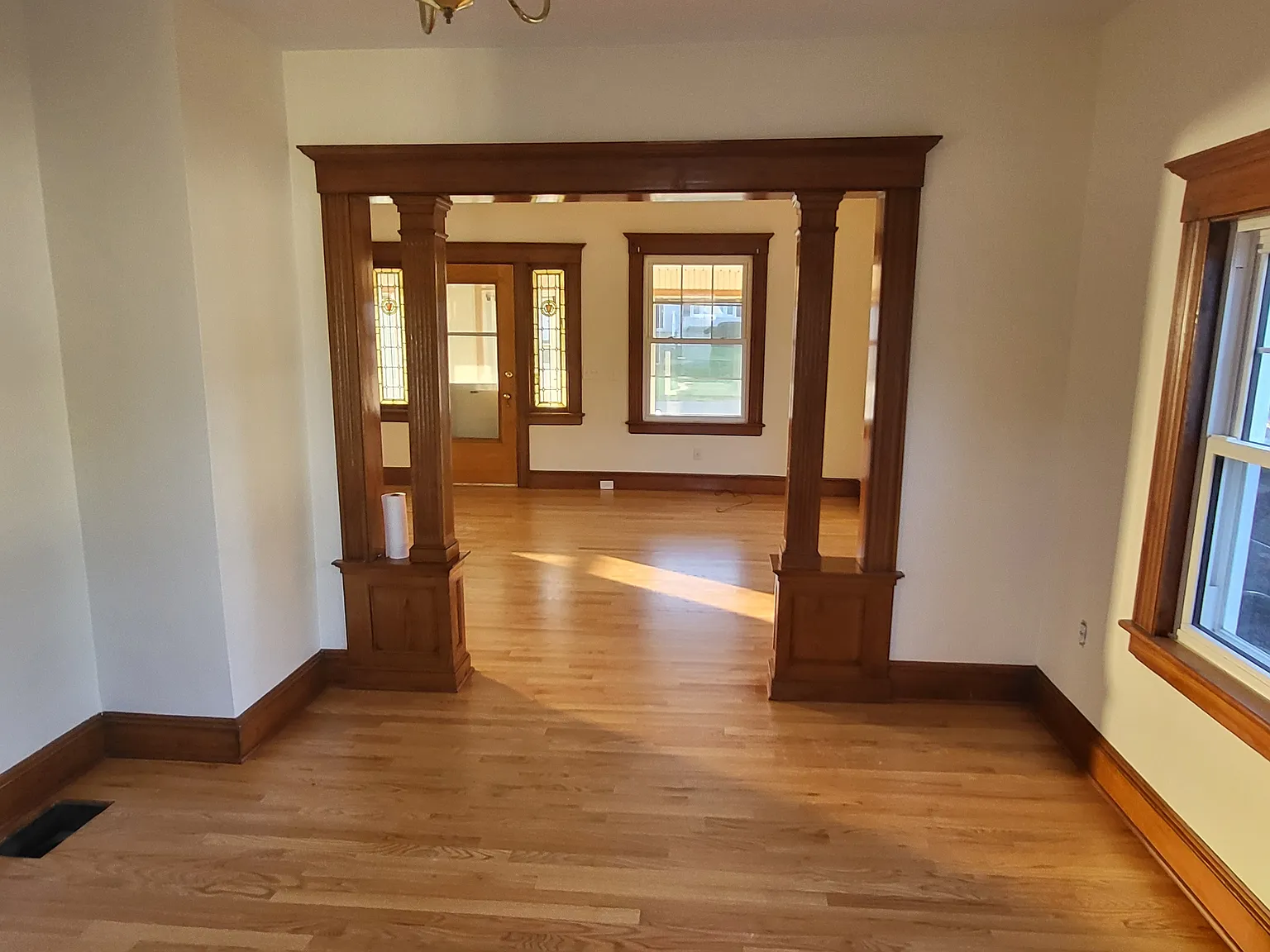 3 bed, 1319 sqft, $3,500 — Photo 3