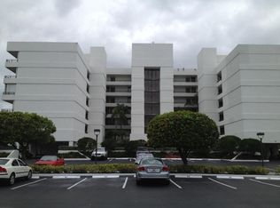 3555 S Ocean Blvd APT 513, South Palm Beach, FL 33480