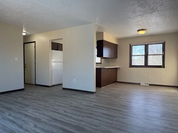 407 5th St E, West Fargo, ND 58078