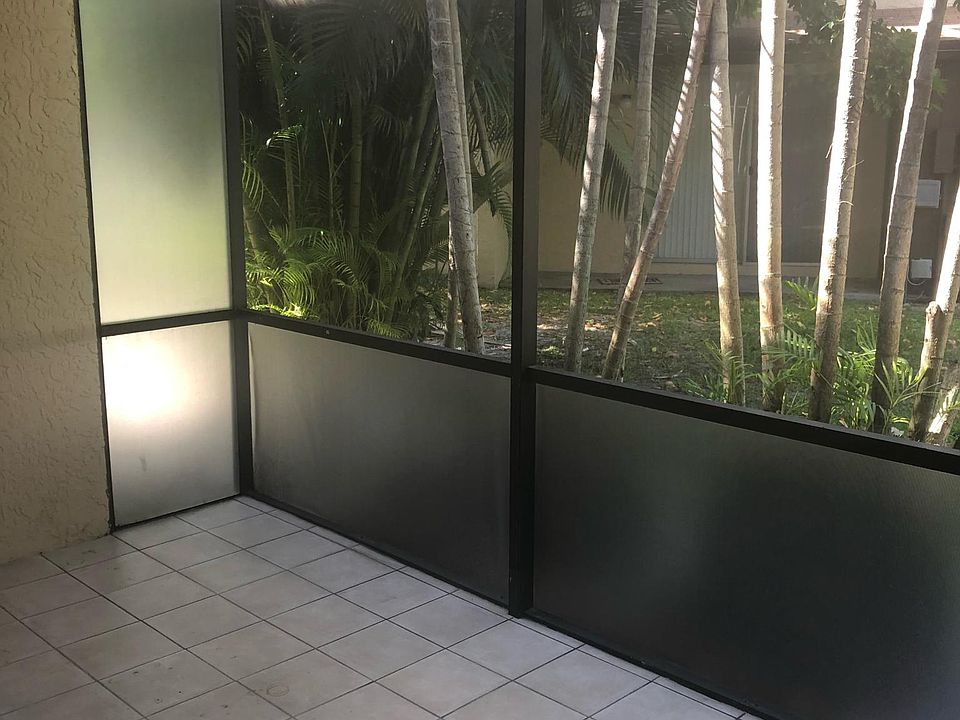 1st image of 1373 Hampton Blvd #1373