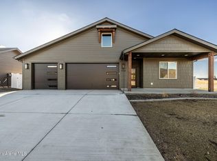 9140 W Cultivator Ave, Rathdrum, ID 83858