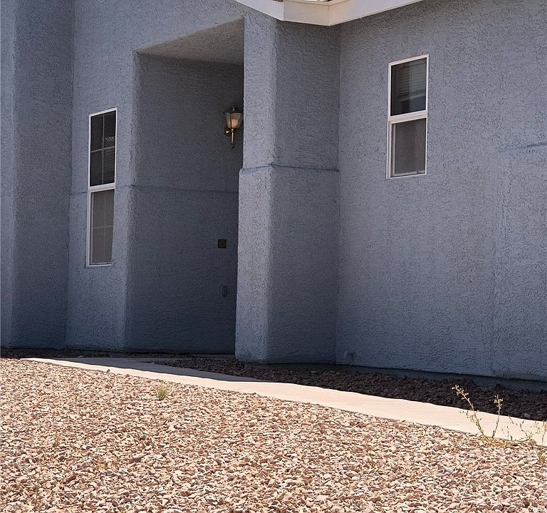 1st image of 1171 Antoinette St
