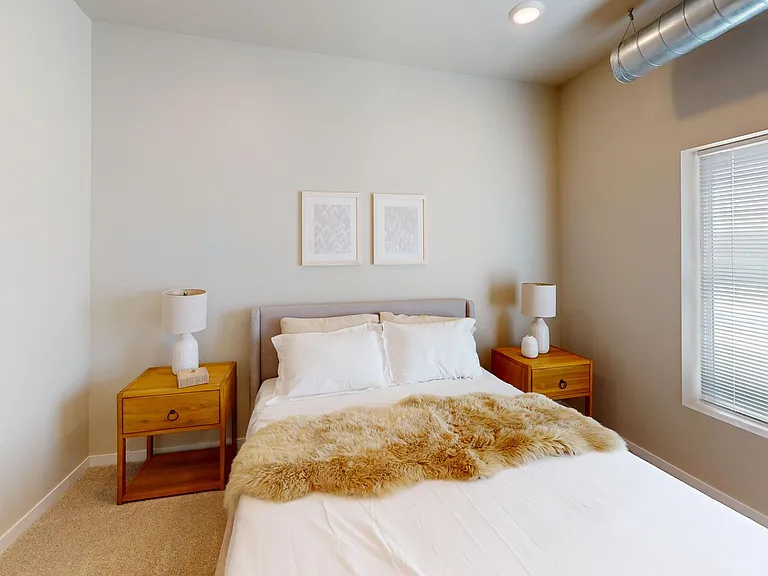 10Bedrock Apartments — Photo 50