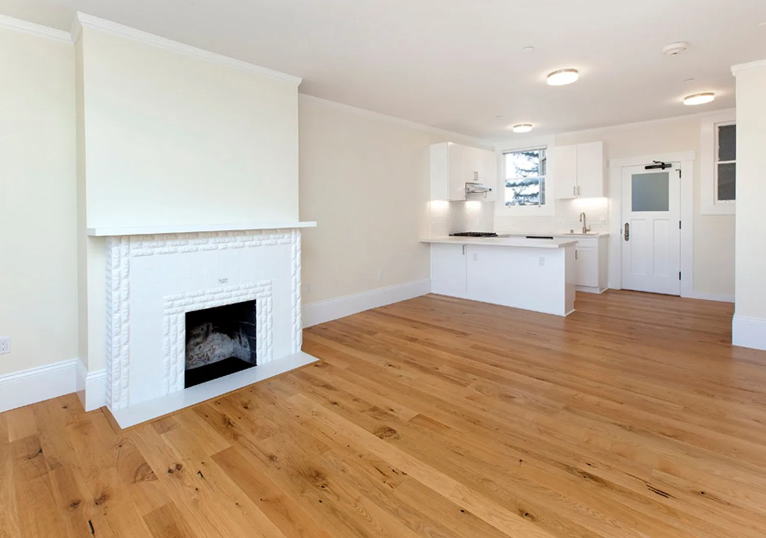 3525 17th Street (911r) — Photo 4