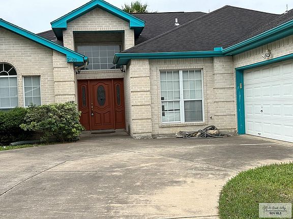 2nd image of 2301 Lazy Lake Dr