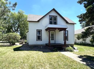 724 2nd St, Brookings, SD 57006