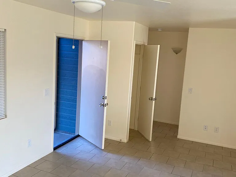 354 W Hollamon St #D — Photo 9