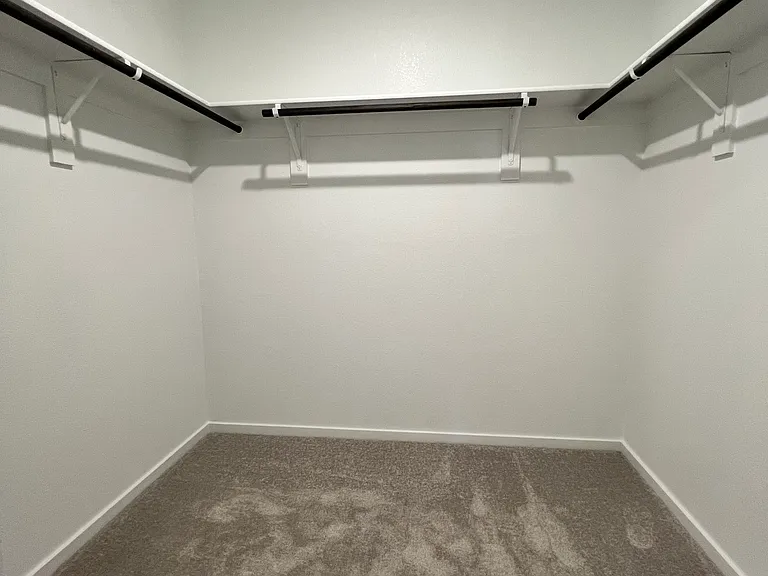 921 Mossycup St — Photo 11
