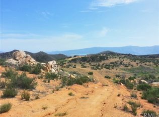 26301 Washburn Rd, Lake Elsinore, CA 92532